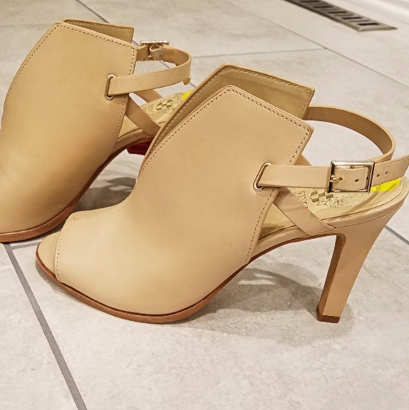 EUC Vince Camuto real leather heels - Picture 3 of 8